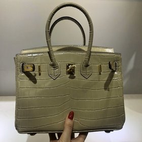 Hermès С узором крокодила, любимая сумка знаменитостей, достойна