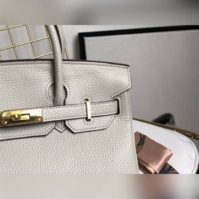 Hermès Платиновая сумка Вечная классика, любимая дамами высокого