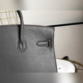 Hermès Платиновая сумка Вечная классика, любимая дамами высокого