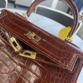 Hermès [Кэлли с крокодиловым узором] Высококачественная кожа с у