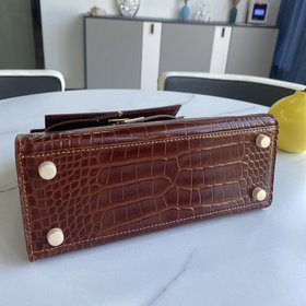 Hermès [Кэлли с крокодиловым узором] Высококачественная кожа с у