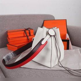 Hermès &nbsp; licol Новая сумка-ведро evercolor Кожа отличног