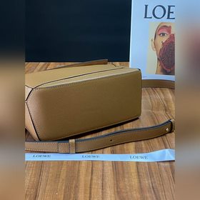 Luo Yiwai Маленькая сумка Miller Lychee Caramel с рисунком личи 