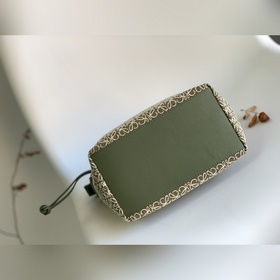 Luo Yiwai Маленькая сумка для обеда, сумка под мышку  Изготовле