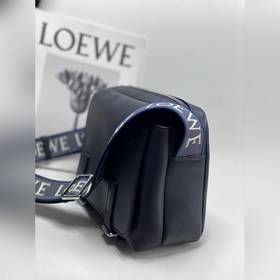 Luigi Loewe Новая сумка XS Mailman 2022 года Модель A74 Синий 