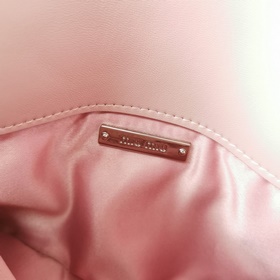 Miumiu &nbsp;сумка через плечо Светло-розовый Артикул： 5BH01