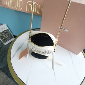 Miumiu Цепочка для сумки Белый номер модели： 5BP066 Новая сумка 