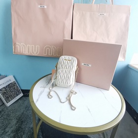 Miumiu сумка с цепочкой Новая сумка для мобильного телефона, Ma