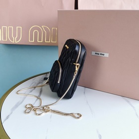 Miumiu сумка с цепочкой Новая сумка для мобильного телефона, Ma