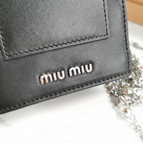 Miumiu  Черный номер модели： 5ZH079, новая версия сумки для моби