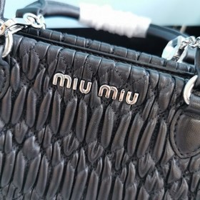 Miumiu Улучшенная версия, цепочка из 9K стеклянных кристаллов, мо