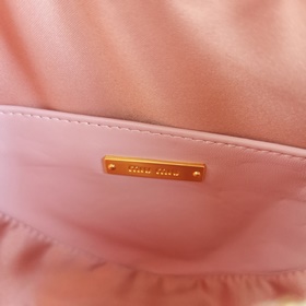 Сумка Miumiu через плечо Новая сумка в форме сердца, артикул： 5BH