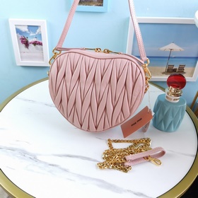 Сумка Miumiu через плечо Новая сумка в форме сердца, артикул： 5BH