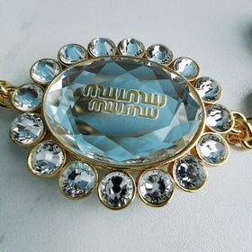 Miumiu Улучшенная версия, цепочка из 9K стеклянных камней и крист