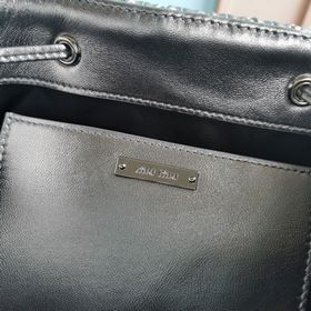 Miumiu Улучшенная версия с цепочкой из 9K стеклянных кристаллов,