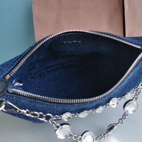 Miumiu Новая сумка под мышку, ограниченная серия в сотрудничестве