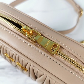 Miumiu &nbsp;Новейшая модель поясной сумки, артикул： 5BL005,
