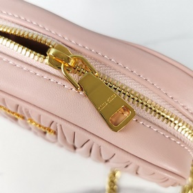 Miumiu Новейшая модель поясной сумки, артикул： 5BL005, классическ