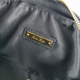 Miumiu Новейшая модель поясной сумки, артикул： 5BL005, классическ