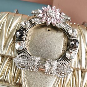 Miumiu &nbsp;сумка с цепочкой Светло-золотистый Артикул： 5BD