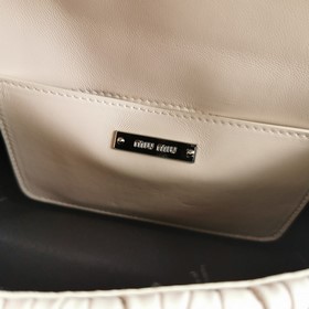 Miumiu &nbsp;сумка с цепочкой Белый Артикул： 5BD084 Высокока