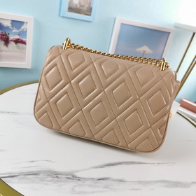 Miumiu Новая модель сумки через плечо с цепочкой, артикул： 5BD140