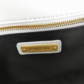 Miumiu Новая модель сумки через плечо с цепочкой, артикул： 5BD140