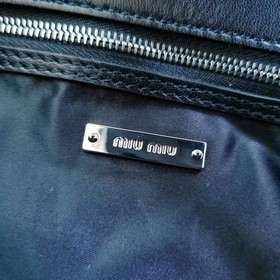 Miumiu Новая усовершенствованная версия цепочки с кристаллами, эк