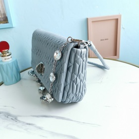 Miumiu Новая усовершенствованная версия сумки с цепочкой из крис