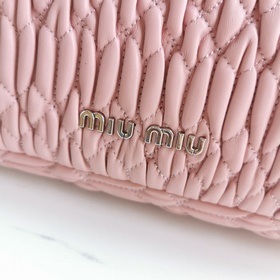 Miumiu Новая усовершенствованная версия цепочки с кристаллами, эк
