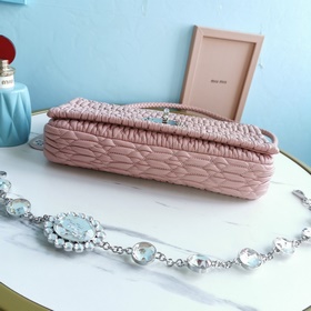 Miumiu Новая усовершенствованная версия цепочки с кристаллами, эк