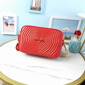 Miumiu Сумка с цепочкой Новая сумка в форме сердца, артикул： 5BH1