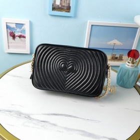Сумка Miumiu с цепочкой Новая сумка в форме сердца, артикул： 5BH