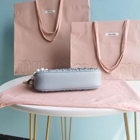 Сумка Miumiu Знаменитая кожа ягненка с вышивкой Matelasse, роско