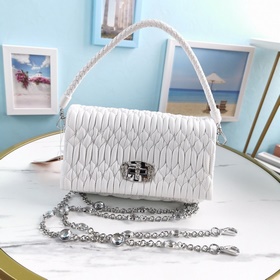 Miumiu Белый номер модели： 5BH012 Новая обновленная версия, сумка