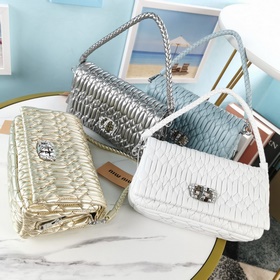 Miumiu Белый номер модели： 5BH012 Новая обновленная версия, сумка