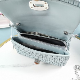 Miumiu Модель в цвете «туманный синий»： 5BH012 Новая усовершенст