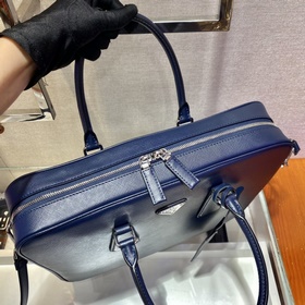 Prada Модель： 2VE011 Новая мужская сумка Изготовлена из импортной