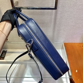 Prada Модель： 2VE011 Новая мужская сумка Изготовлена из импортной