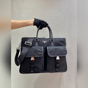 Prada Новый нейлоновый портфель Артикул： 2VE017 Эта нейлоновая с