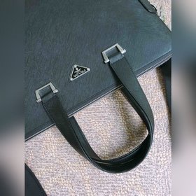 Prada Классическая модель Портфель Модель： 81189 Изготовлена из