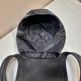 Prada Шляпа/рюкзак Артикул： 2VZ093/рюкзак с шляпой Эта модель во