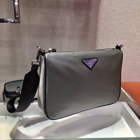 Сумка Prada через плечо Новый цвет Артикул： 2VH113 Новый цвет, 