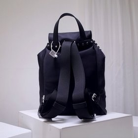Prada Новый рюкзак с заклепками Одиночная кожаная ручка, регули