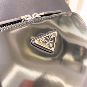 Новая мужская сумка Prada, модель： 2VZ084 Треугольный эмалевый ло