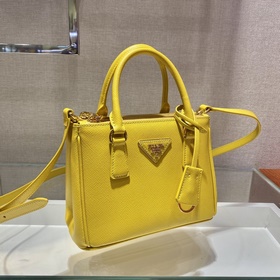 Prada Mini Killer Модель： 1BA906 Сумка Galleria Изготовлена из ф
