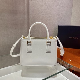 Prada Mini Killer Модель： 1BA906 Сумка Galleria Изготовлена из ф