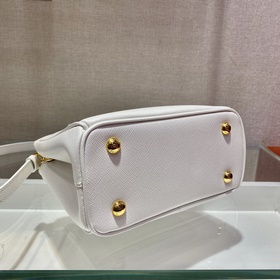 Prada Mini Killer Модель： 1BA906 Сумка Galleria Изготовлена из ф