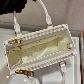 Prada Mini Killer Модель： 1BA906 Сумка Galleria Изготовлена из ф