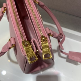Prada Mini Killer Модель： 1BA906 Сумка Galleria Изготовлена из ф